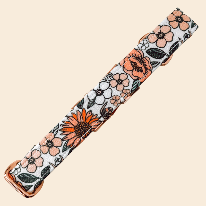 Vintage Floral Collar