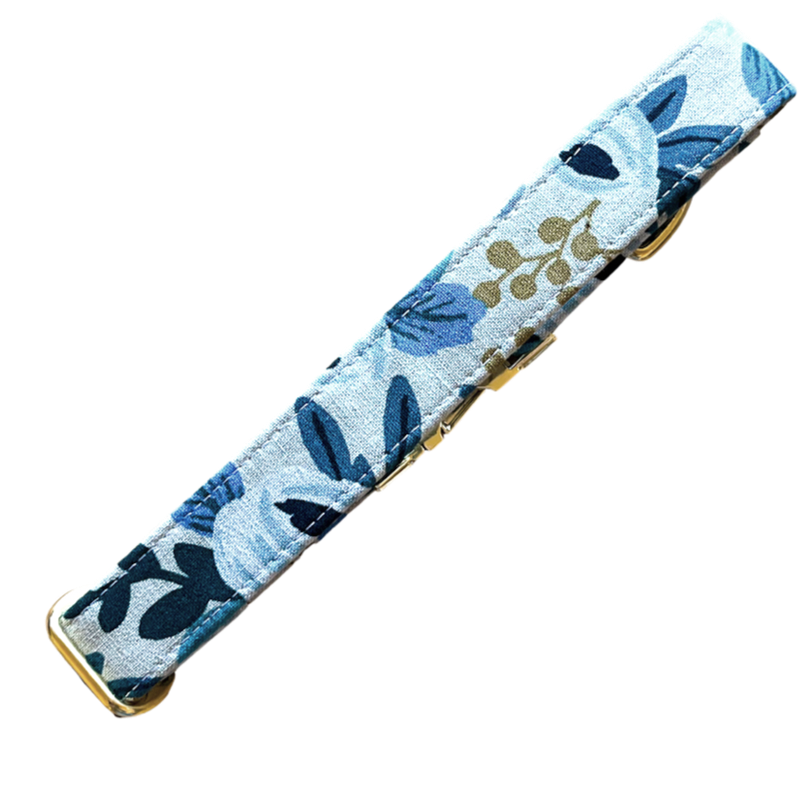 Blue Canvas Rose Collar